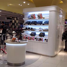 蘋(píng)果專賣店包柱